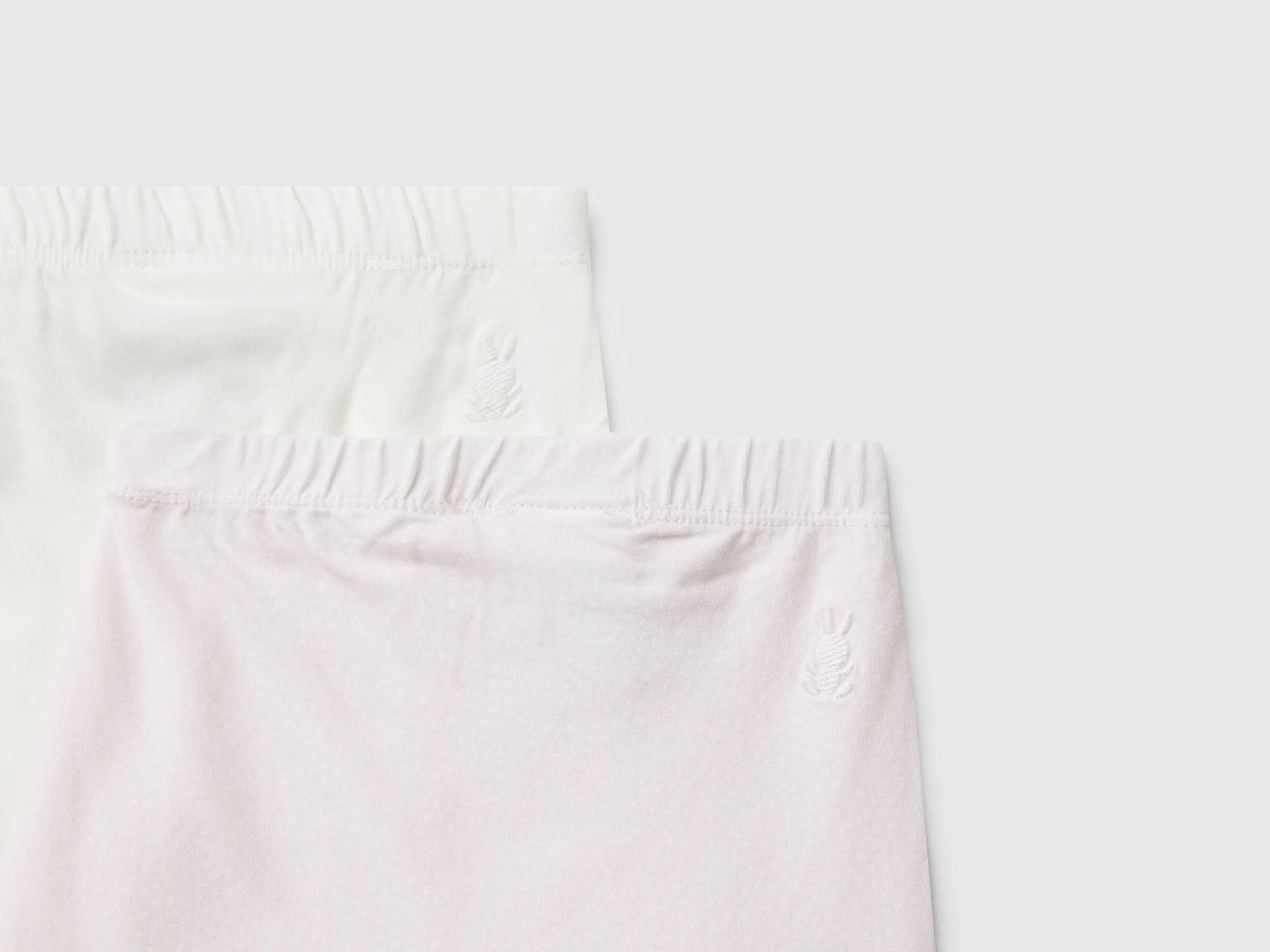 Benetton_Pastel Pink_Two Pairs of Trousers in Cotton_3DKAAF02H_901_03
