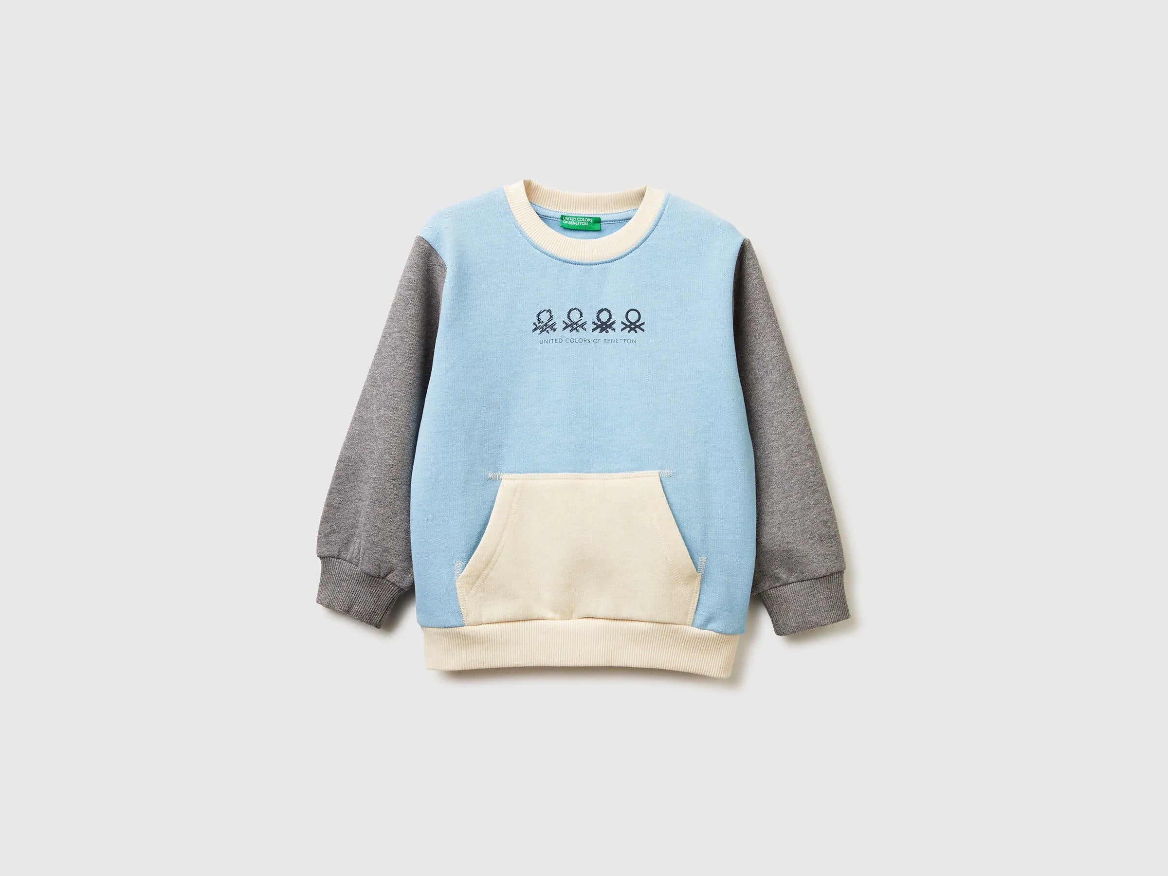 Benetton_Light Blue_Warm Sweatshirt with Kangaroo Pocket_3EB5G10KS_902_01