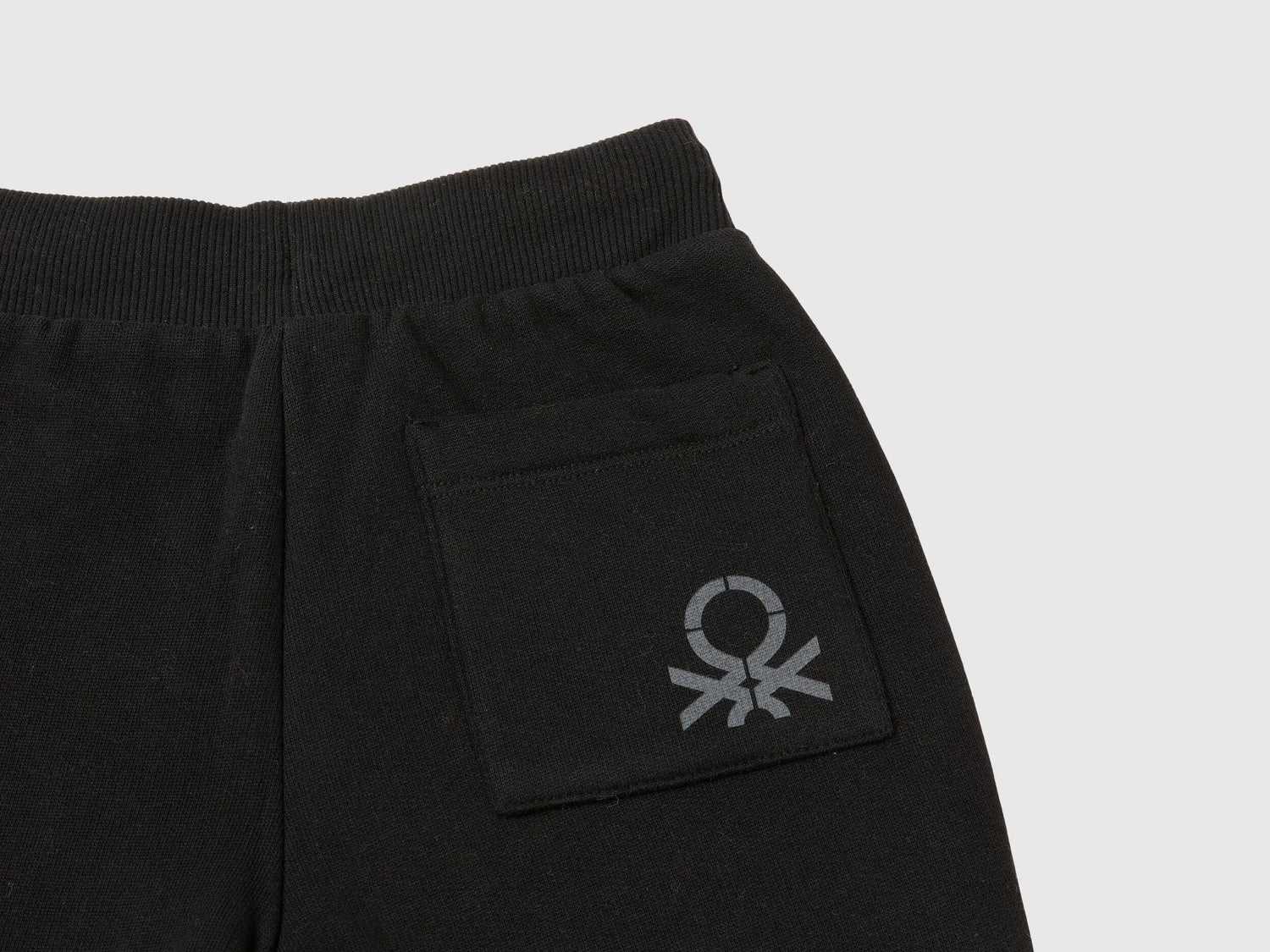 Benetton_Black_Warm Sweat Joggers_3EB5GF04A_100_03