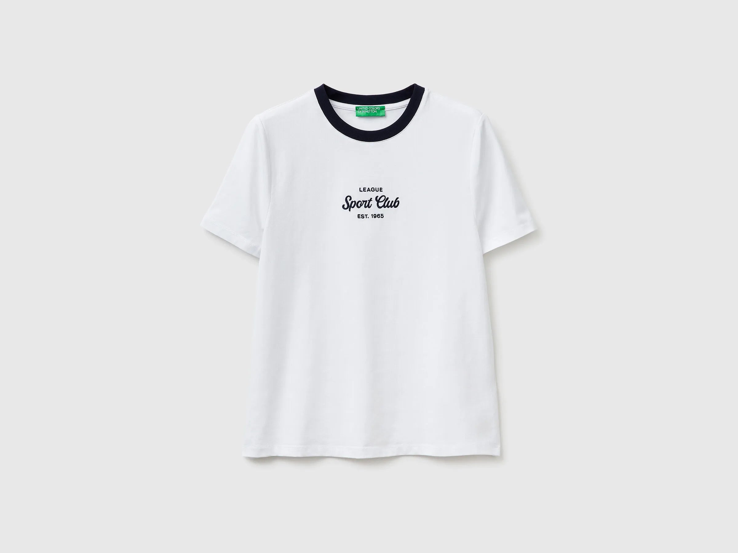 Benetton White Women T-Shirt with Embroidered Crest SKU: 3ECMD10C7_101 Image 01