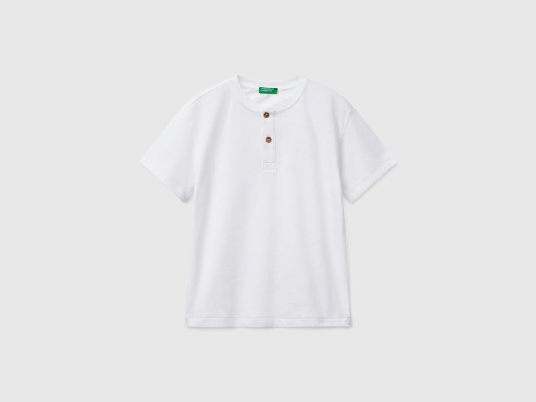 Benetton_T-Shirt with Henley Neck_3F4JC10NN_101_01