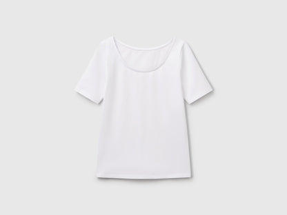 Benetton_Slim Fit Reversible T-Shirt_3FJHD109K_101_05