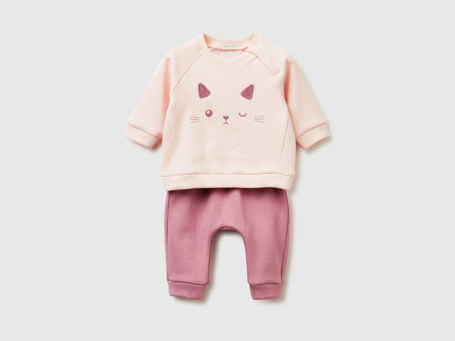 Benetton_Pink_Set with Animal Embroidery_3FTZAK01D_903_01