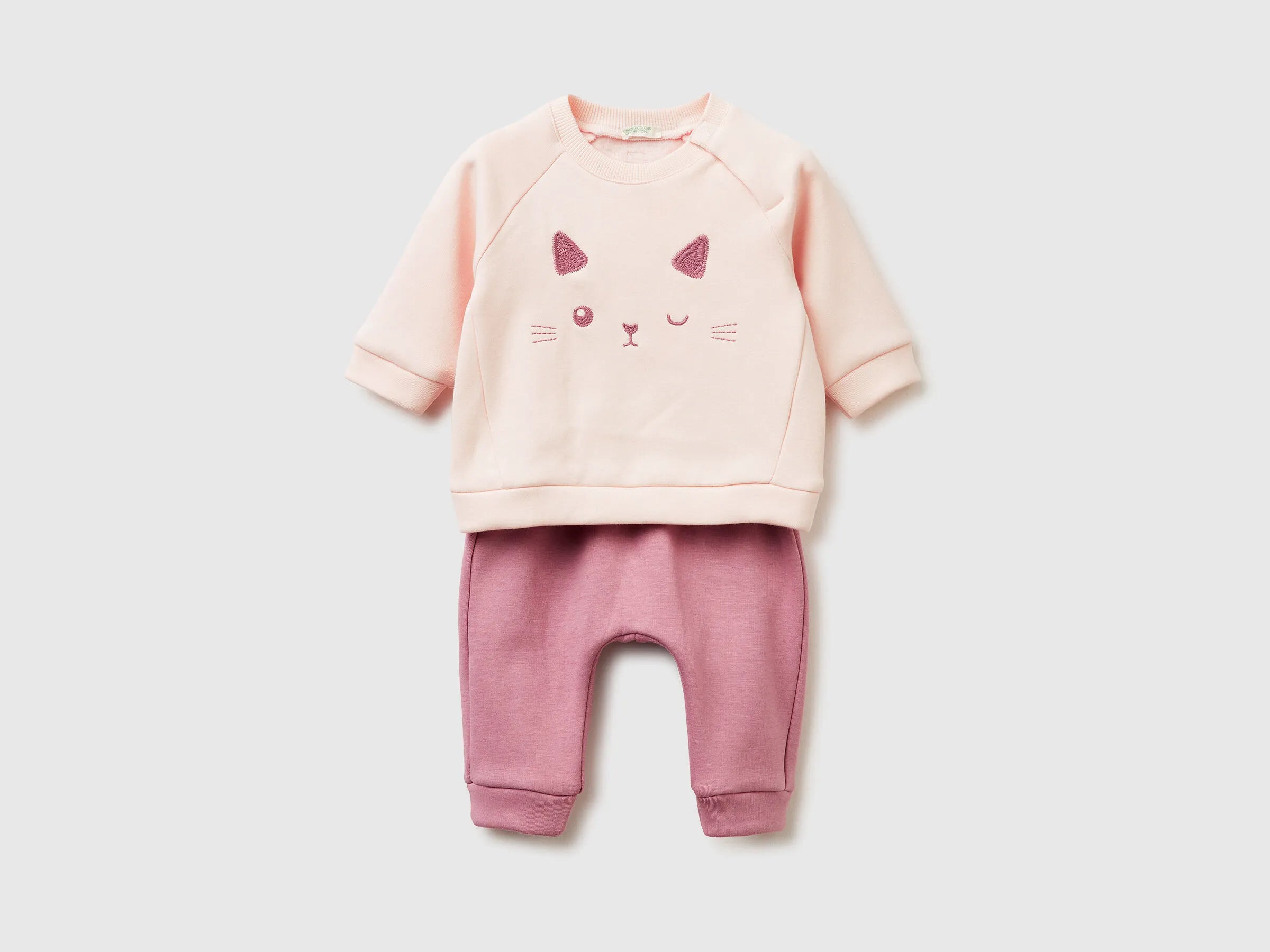 Benetton_Pink_Set with Animal Embroidery_3FTZAK01D_903_01