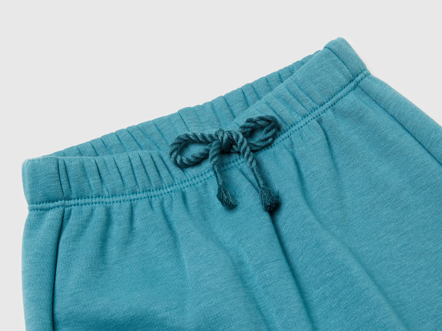 Benetton_Sky Blue_Set with Animal Embroidery_3FTZAK01D_904_04