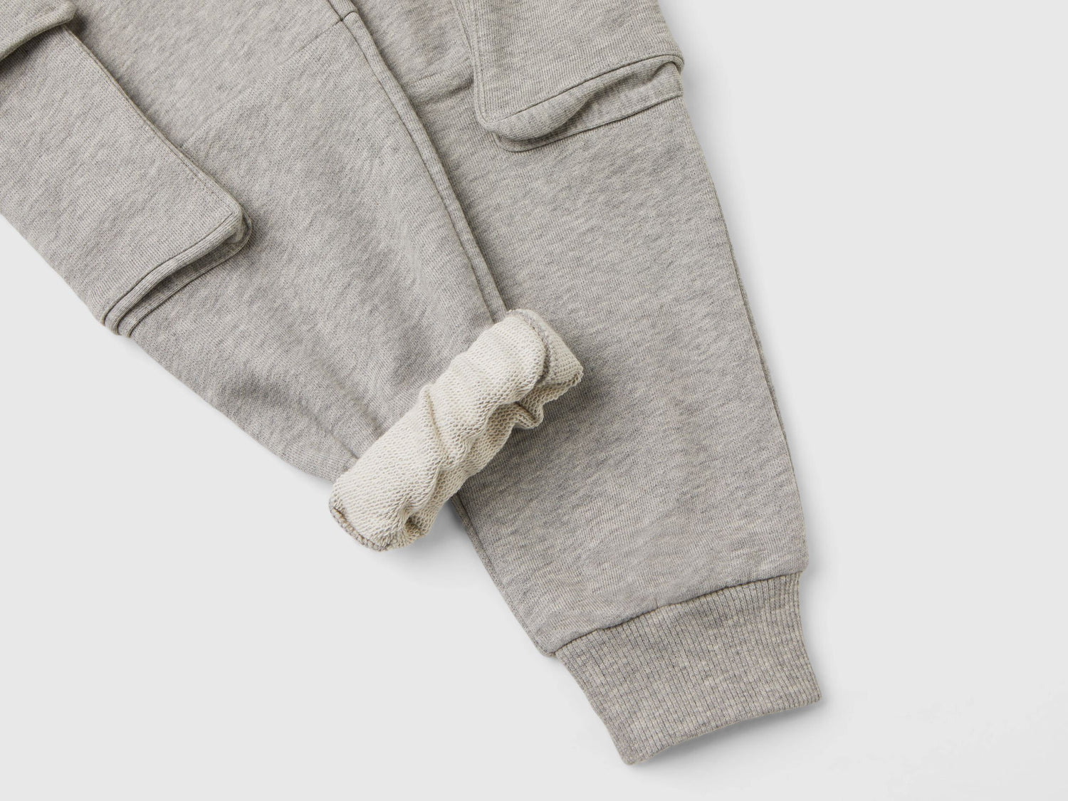 Cargo Sweatpants_3FWYCF05C_501_03