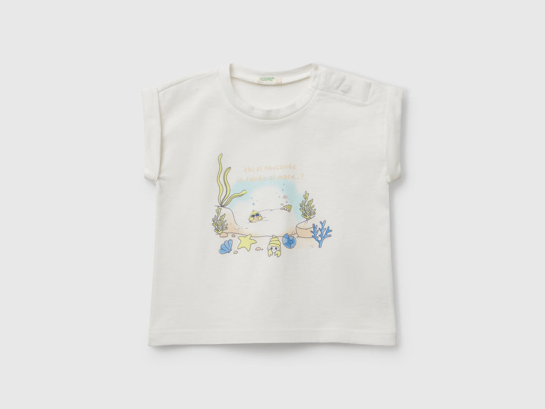 Benetton_Short Sleeve T-Shirt with Print_3I1XA106A_074_01