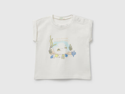 Benetton_Short Sleeve T-Shirt with Print_3I1XA106A_074_01