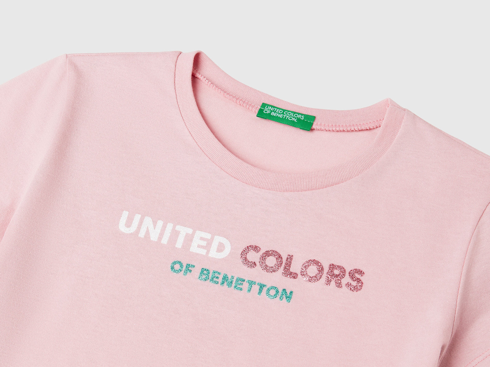 Benetton_T-Shirt with Glittery Logo in Cotton_3I1XC10MZ_09J_03