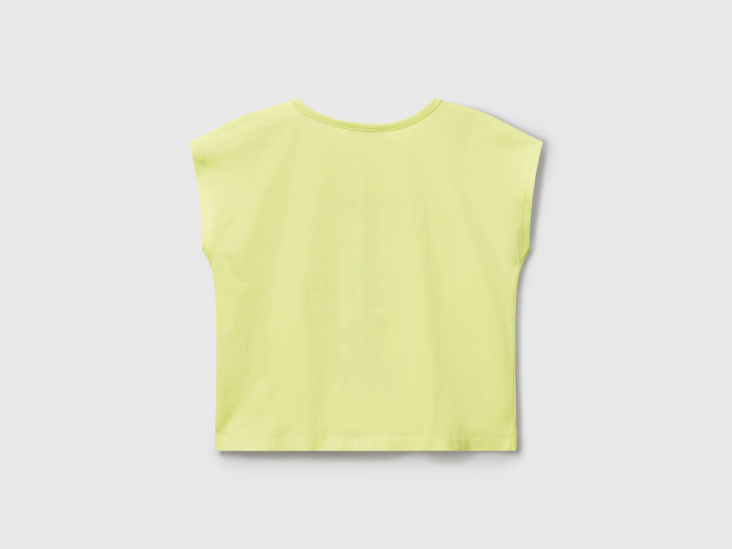 Benetton_T-Shirt with Print and Sequins_3I1XC10P0_18A_02