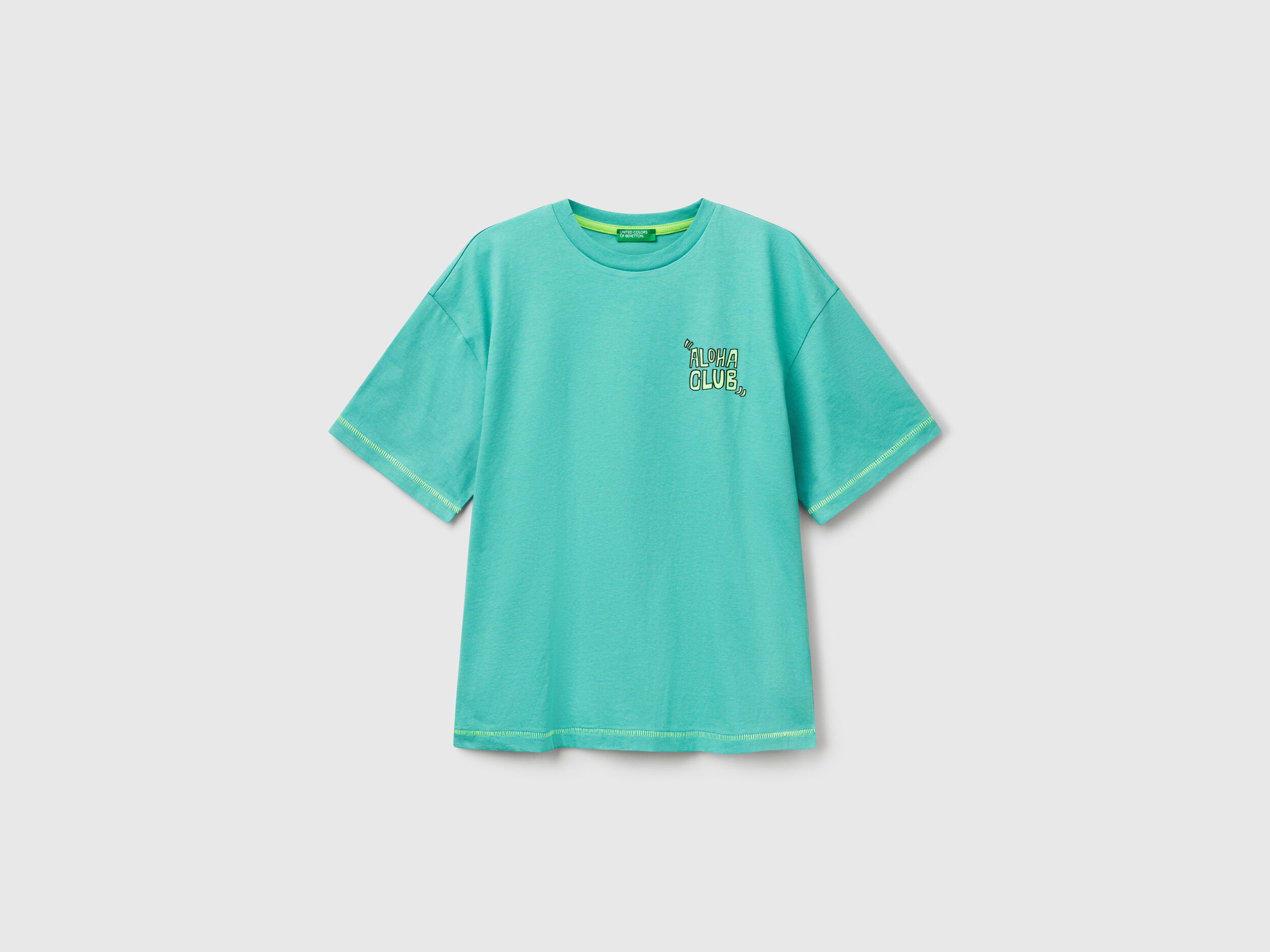 Benetton_T-Shirt with Print on Front and Back_3I1XC10P6_08N_01