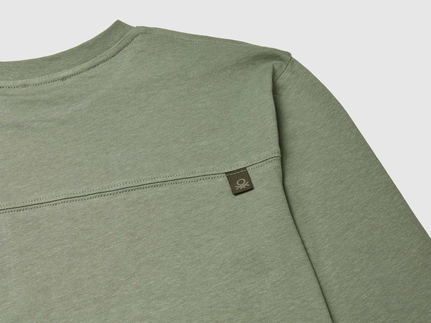 Benetton_Military Green_T-Shirt with Bold Print_3I1XC10QS_075_03