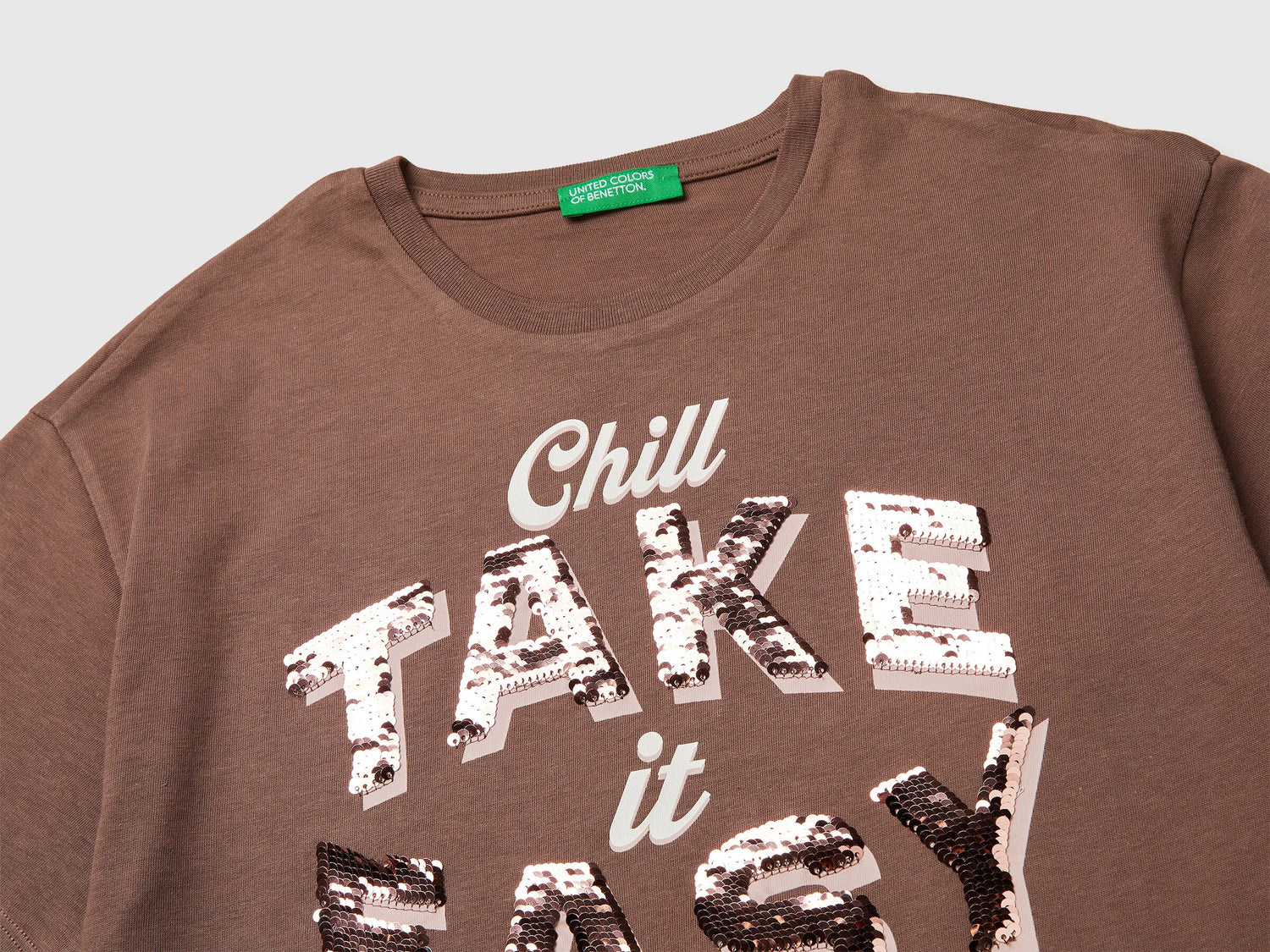 Benetton Brown Girls T-Shirt with Print and Sequins SKU: 3I1XC10SF_24R Image 03