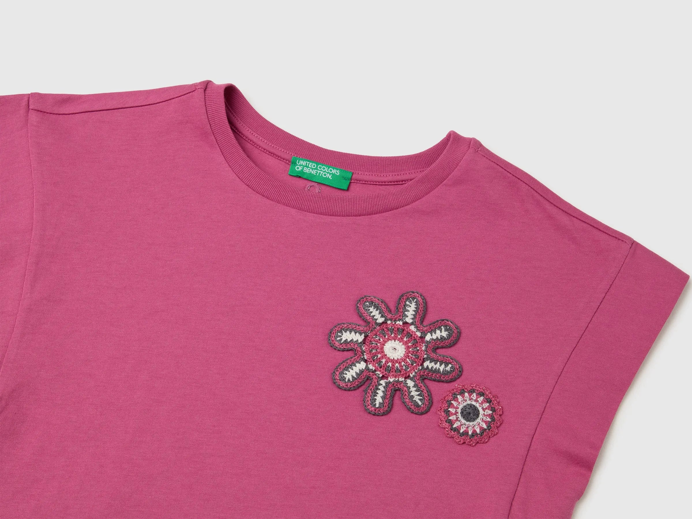 Benetton Pink Girls Sleeveless T-Shirt with Embroidery SKU: 3I1XC10TH_01T Image 03