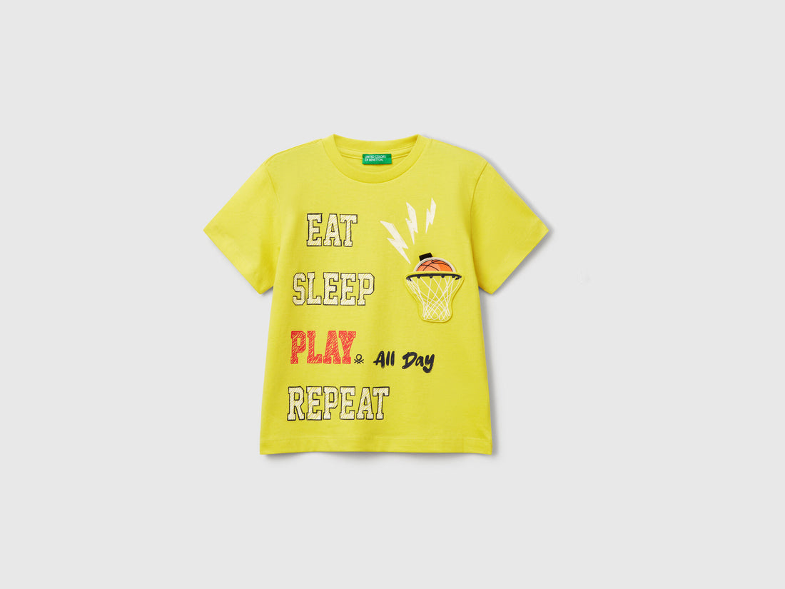 Benetton_T-Shirt with Application_3I1XG10J6_1T1_01