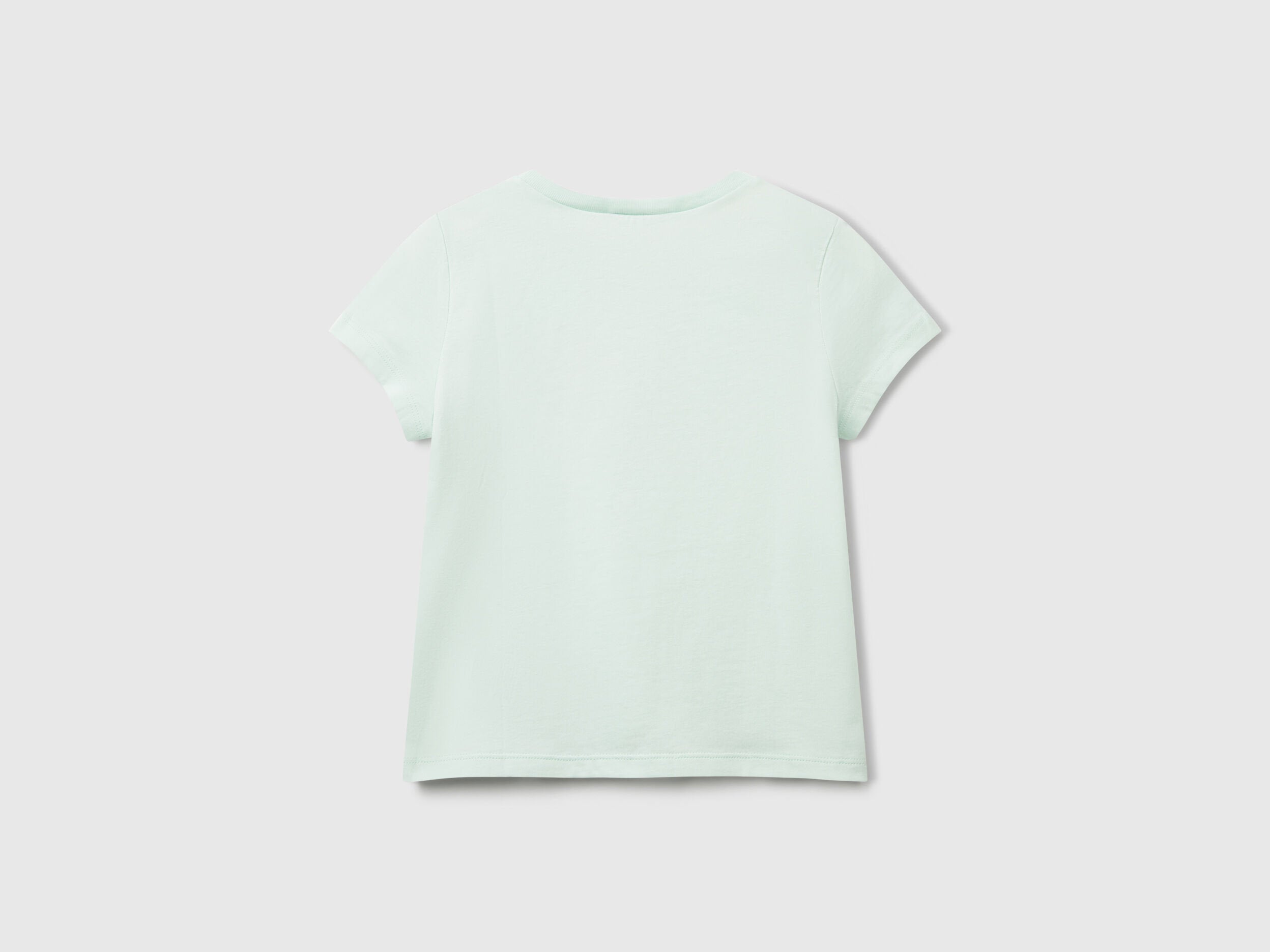 Benetton_Regular Fit T-Shirt with Glitter_3I1XG10JJ_0H4_02