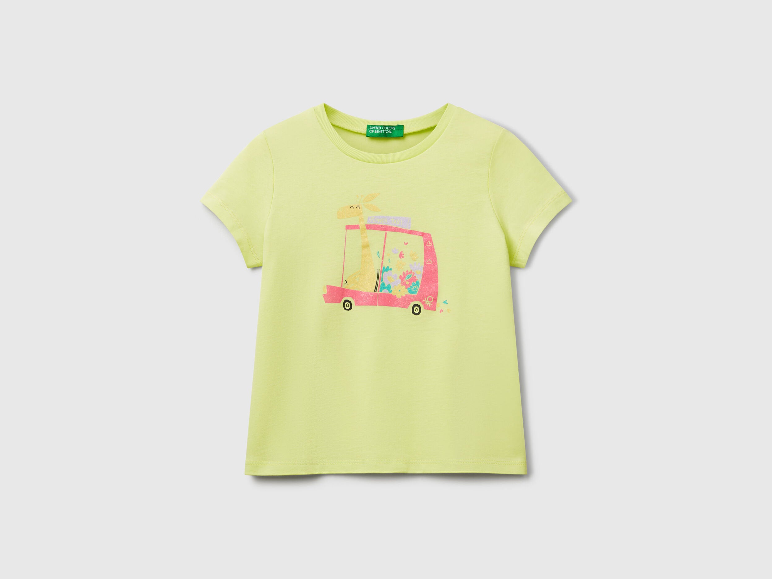 Benetton_Regular Fit T-Shirt with Glitter_3I1XG10JJ_18A_01