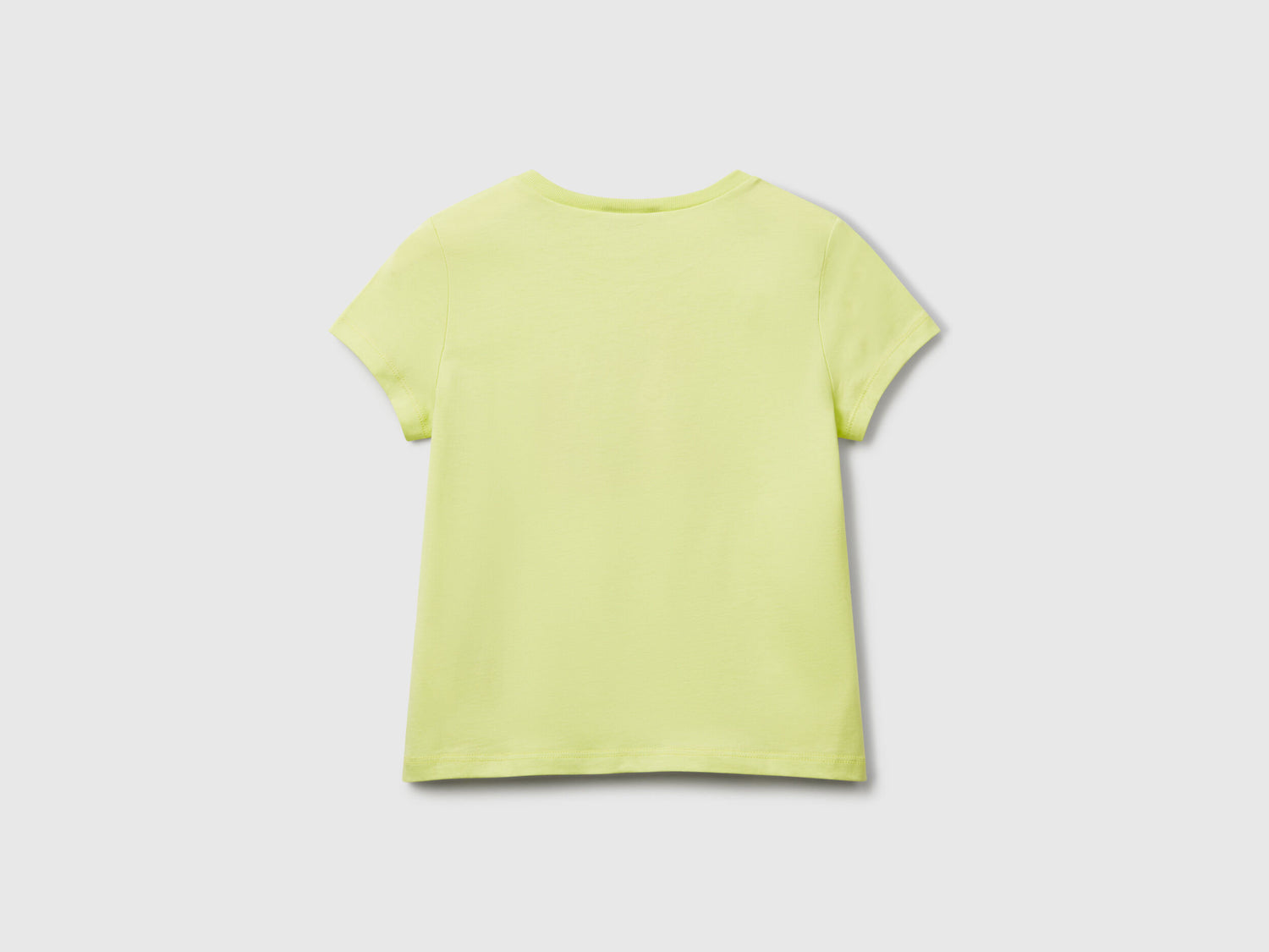 Benetton_Regular Fit T-Shirt with Glitter_3I1XG10JJ_18A_02