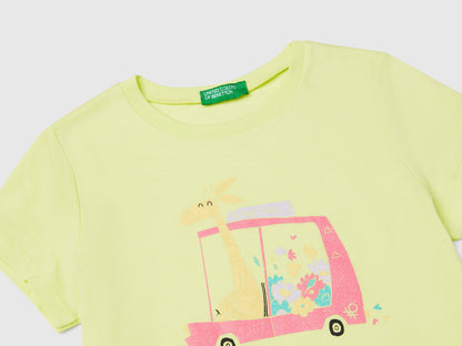 Benetton_Regular Fit T-Shirt with Glitter_3I1XG10JJ_18A_03
