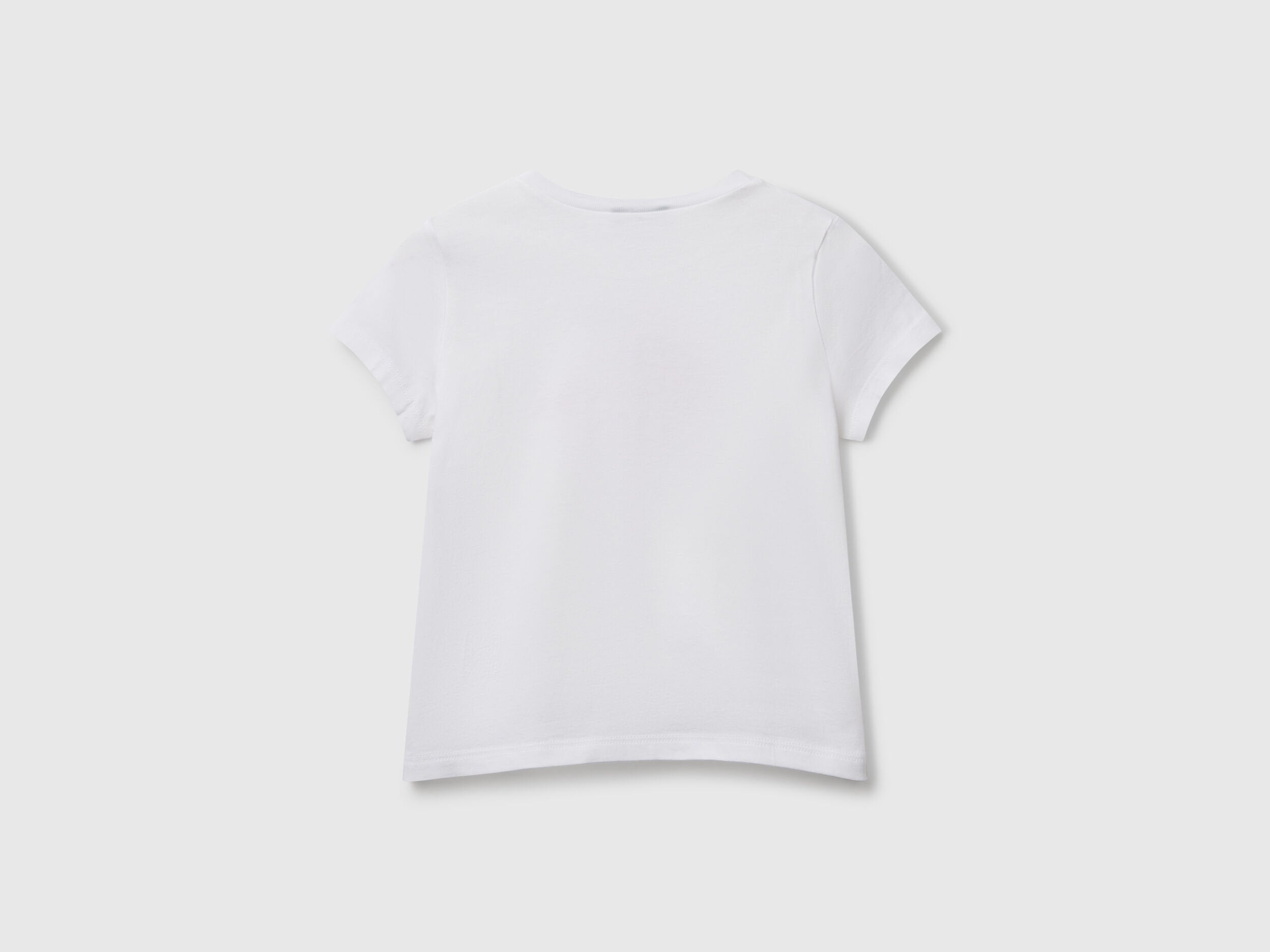 Benetton_Regular Fit T-Shirt with Glitter_3I1XG10JJ_901_02