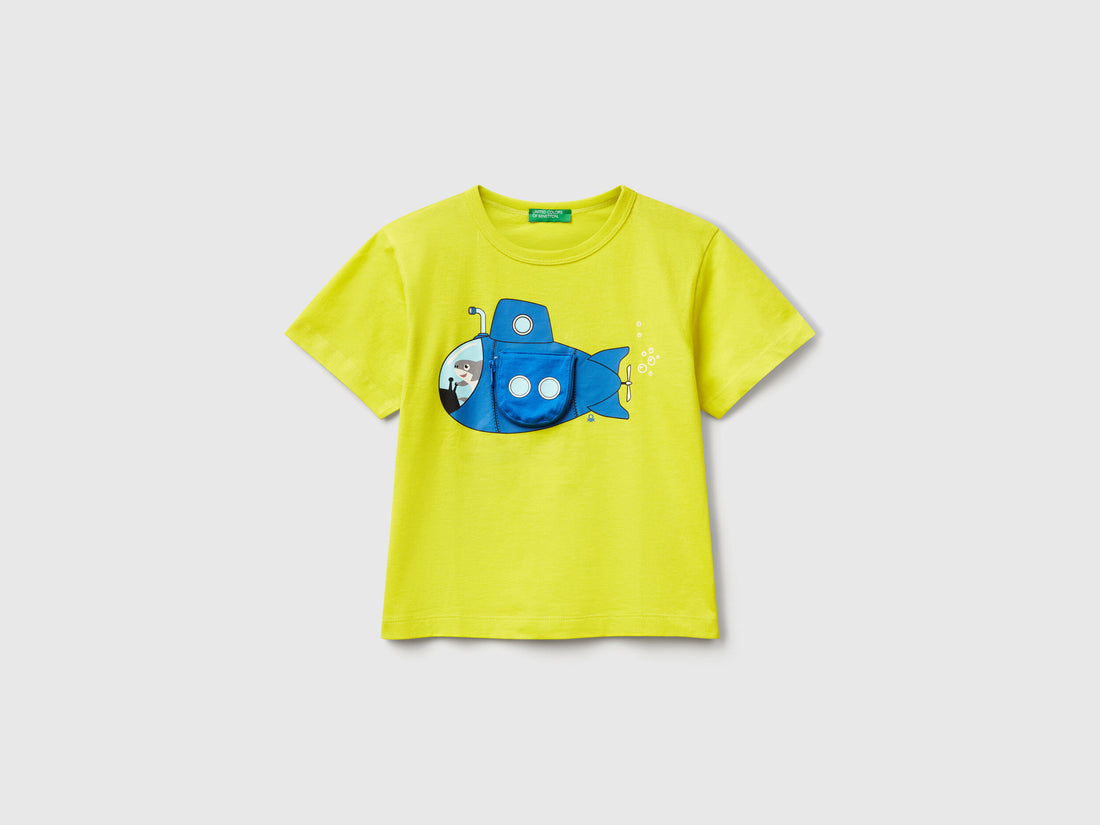 Benetton_T-Shirt with Submarine Print and Applique_3I1XG10JL_29B_01
