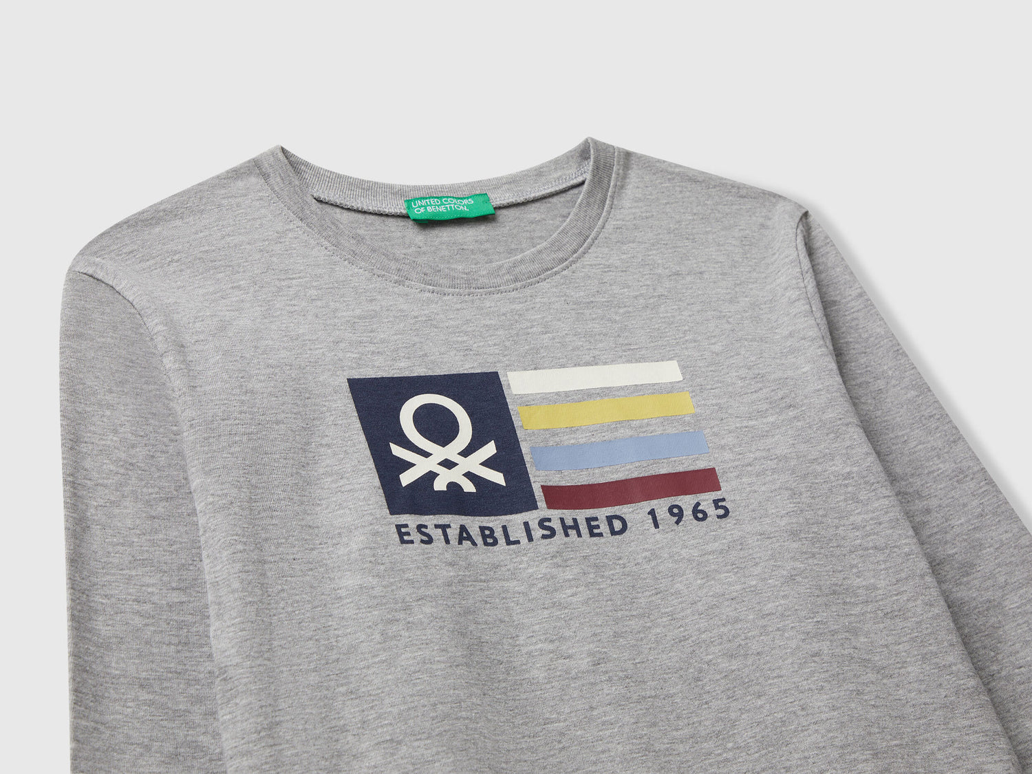 Benetton_Light Gray_T-Shirt with Logo Print_3I1XG10JZ_501_03