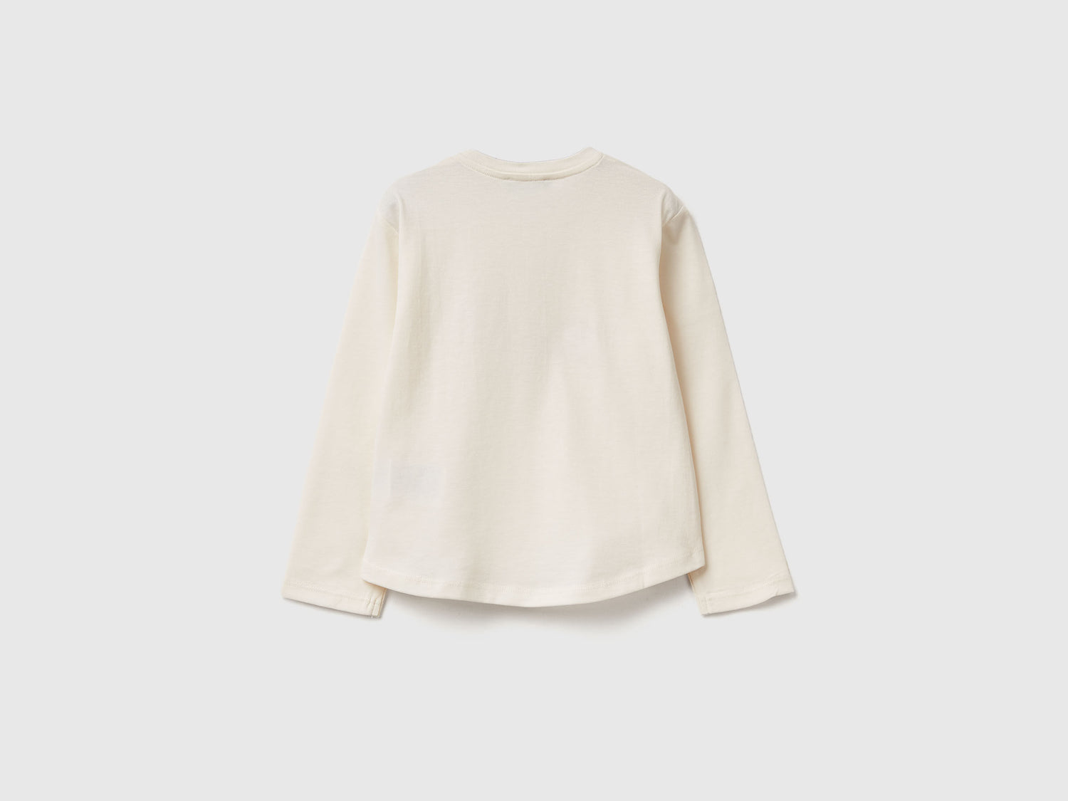 Benetton_Creamy White_T-Shirt with Petal Effect Applique_3I1XG10K8_0R2_02