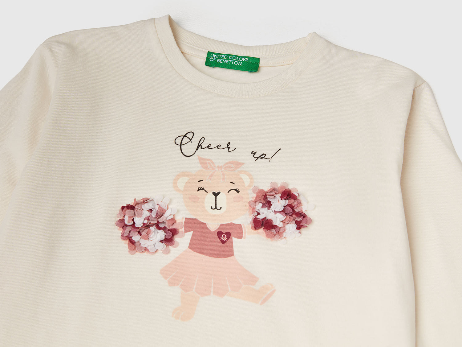 Benetton_Creamy White_T-Shirt with Petal Effect Applique_3I1XG10K8_0R2_03