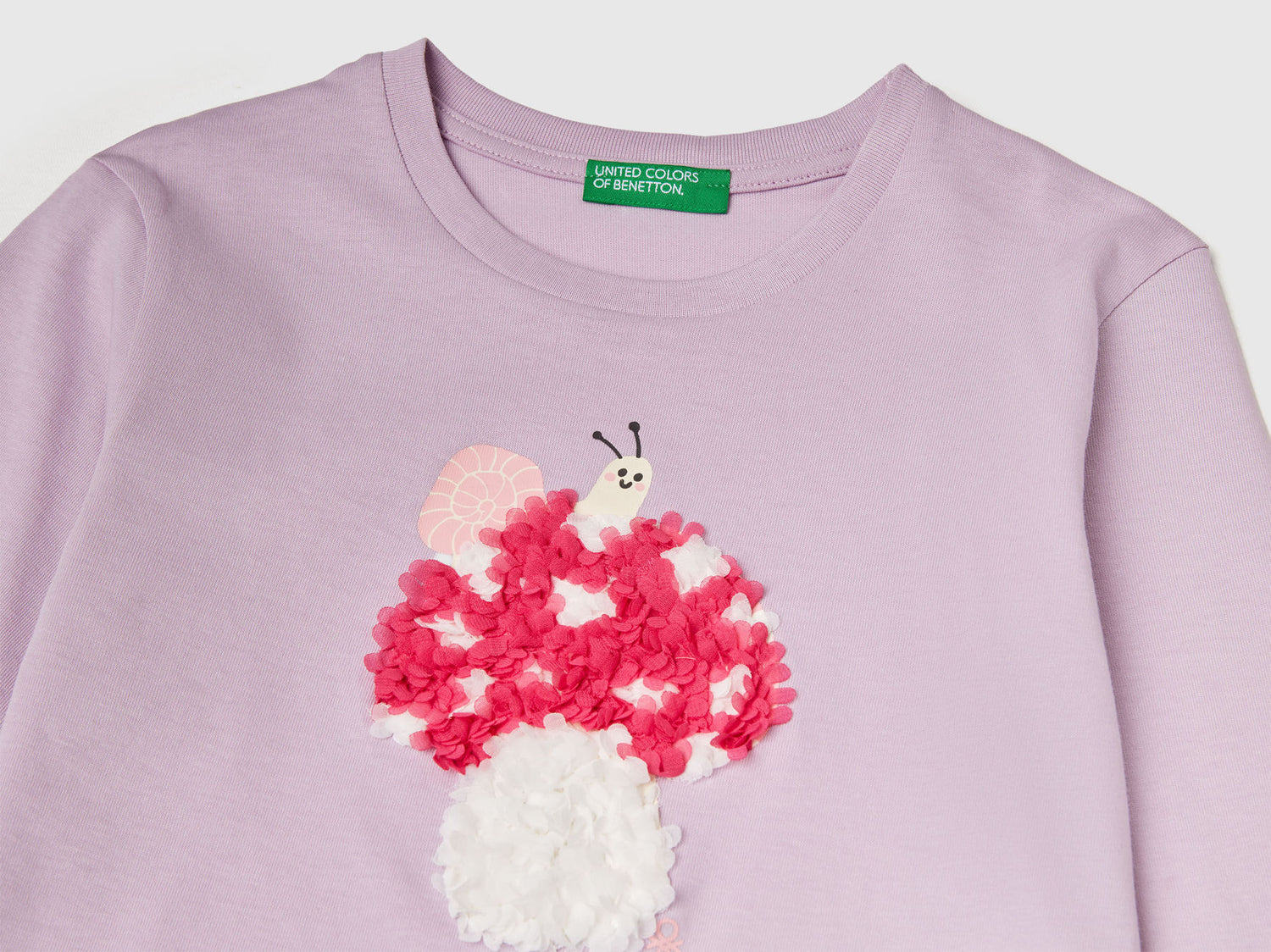 Benetton_Lavender_T-Shirt with Petal Effect Applique_3I1XG10K8_0W1_03