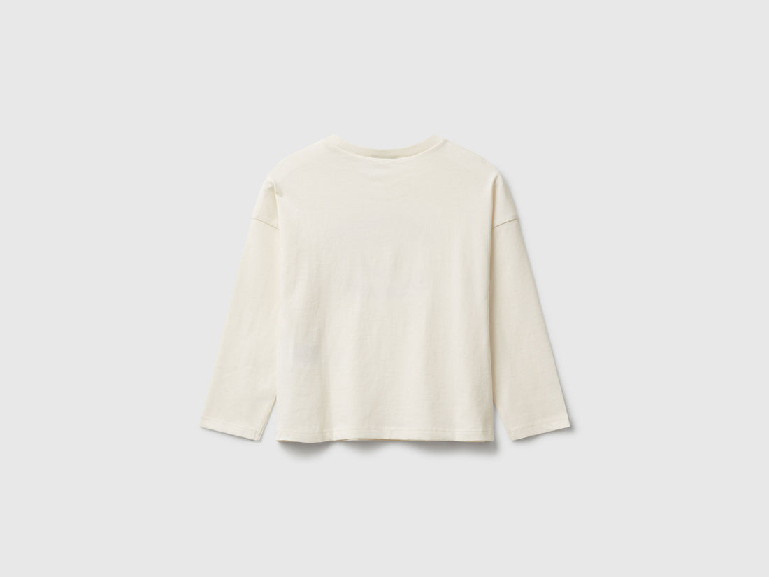 Benetton_Creamy White_T-Shirt with Applique_3I1XG10KL_0R2_02