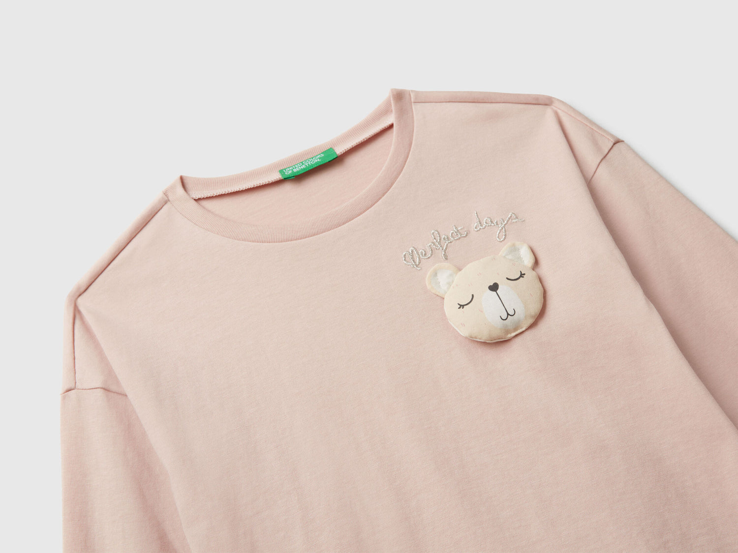 Benetton_Soft Pink_T-Shirt with Applique_3I1XG10KL_12U_03