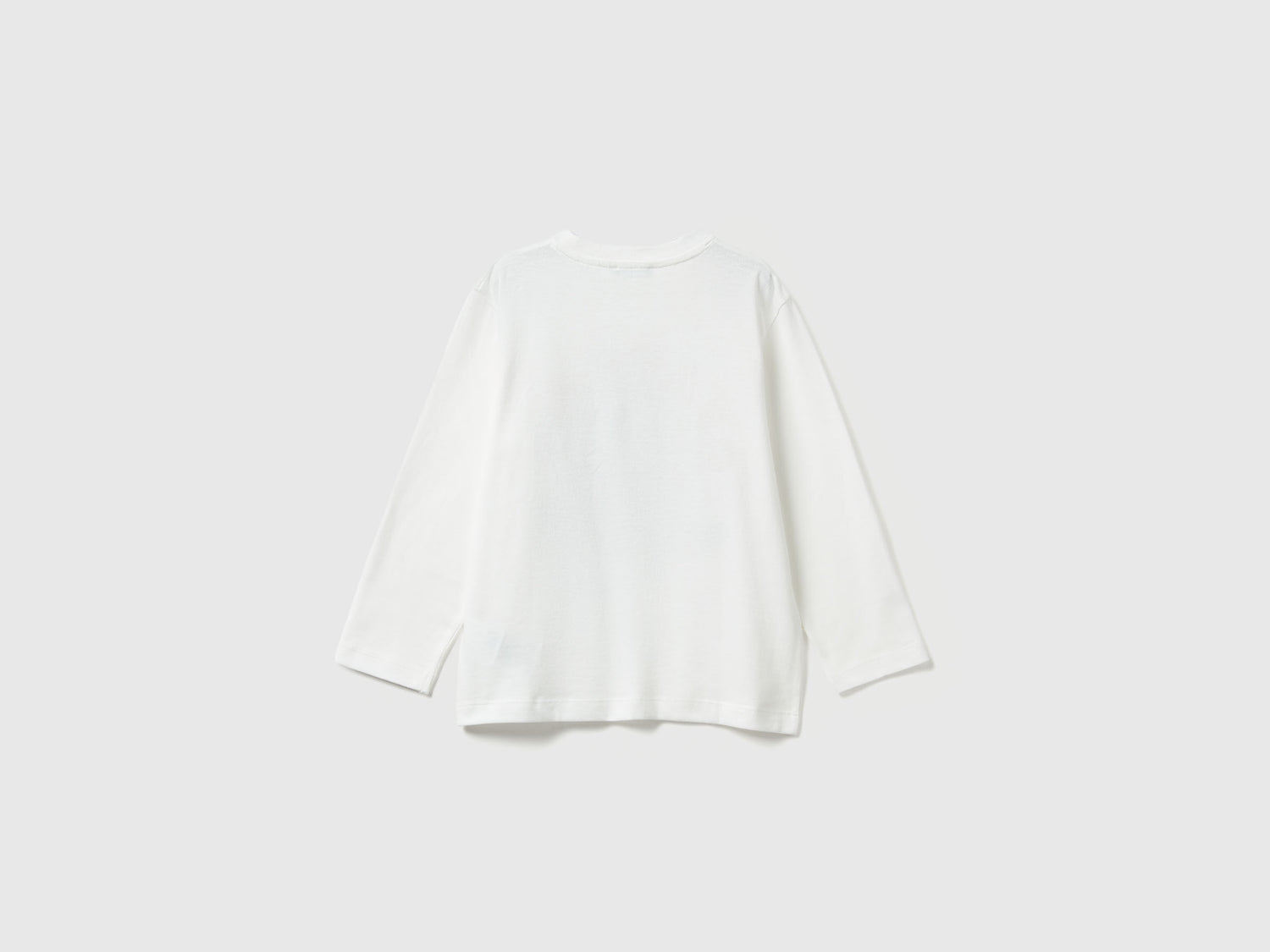 Benetton_Creamy White_T-Shirt with Shark Print and Applique_3I1XG10KQ_074_02