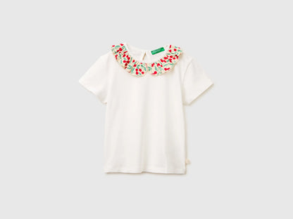 Benetton Creamy White Girls T-Shirt with Ruffles on The Collar SKU: 3I1XG10M4_074 Image 01