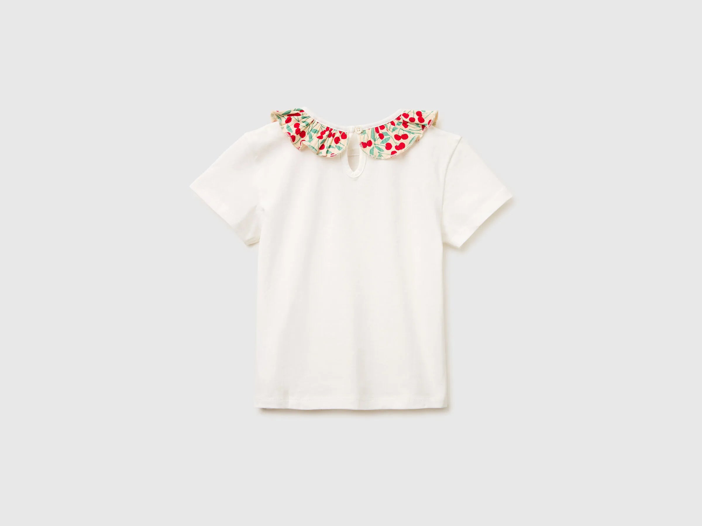 Benetton Creamy White Girls T-Shirt with Ruffles on The Collar SKU: 3I1XG10M4_074 Image 02