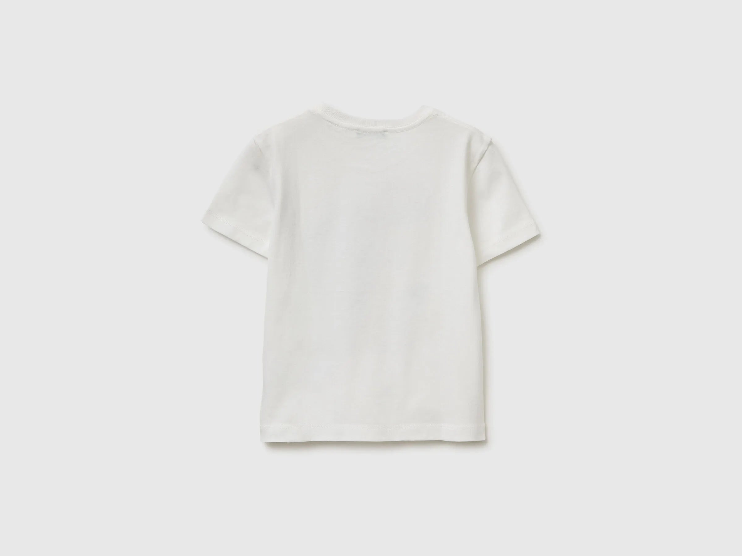 Benetton Creamy White Boys Crew Neck T-Shirt with Print SKU: 3I1XG10MA_074 Image 02