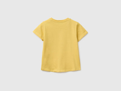 Benetton Multi-Color Girls T-Shirt with Print and Embroidery SKU: 3I1XG10N1_22R Image 02