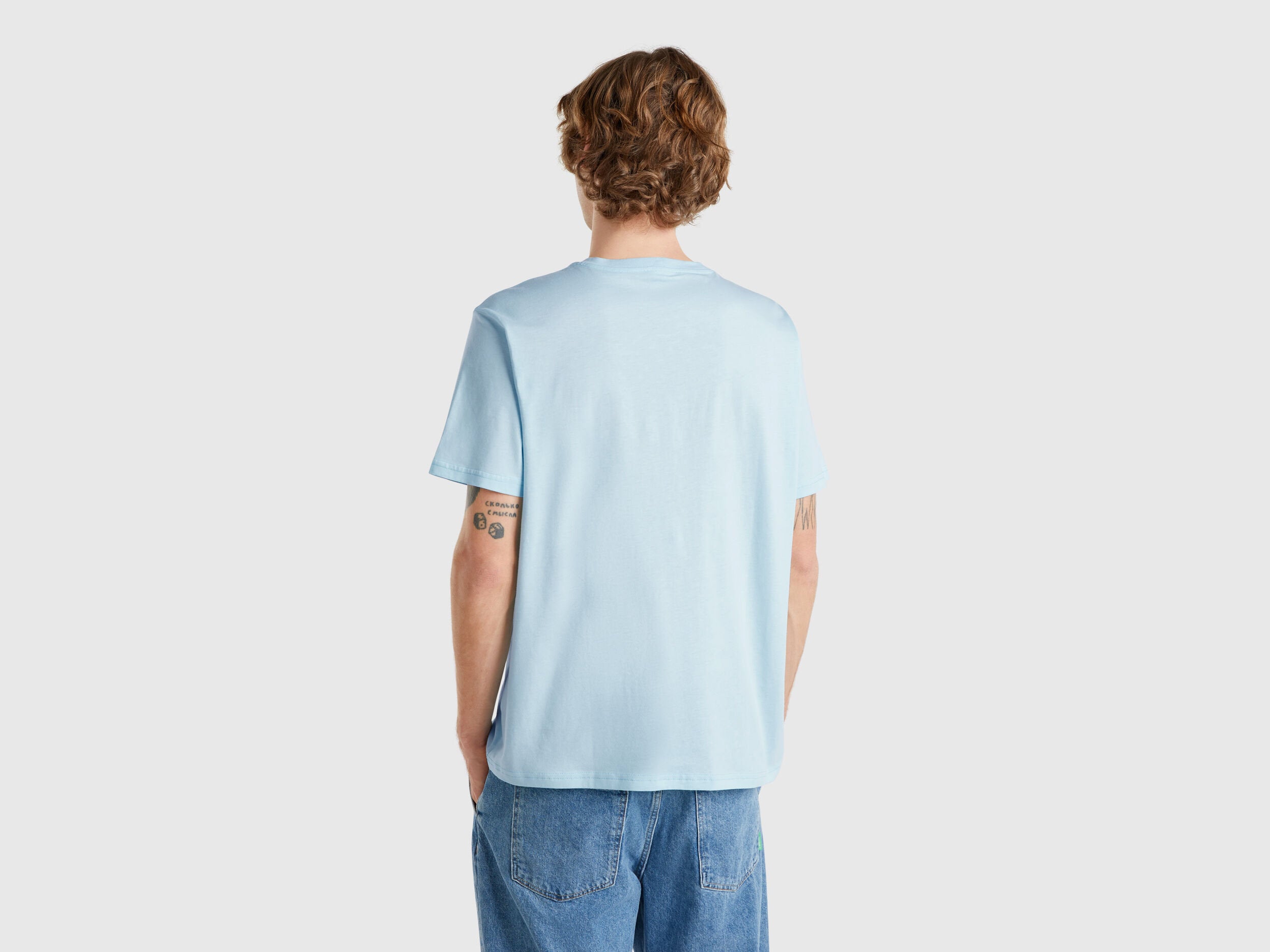 Benetton_Yellow T-Shirt in Organic Cotton with Purple Logo_3I1XU1096_24A_02