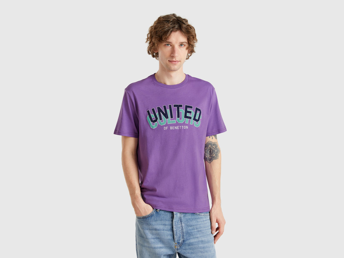 Benetton_Yellow T-Shirt in Organic Cotton with Purple Logo_3I1XU1096_2M0_01