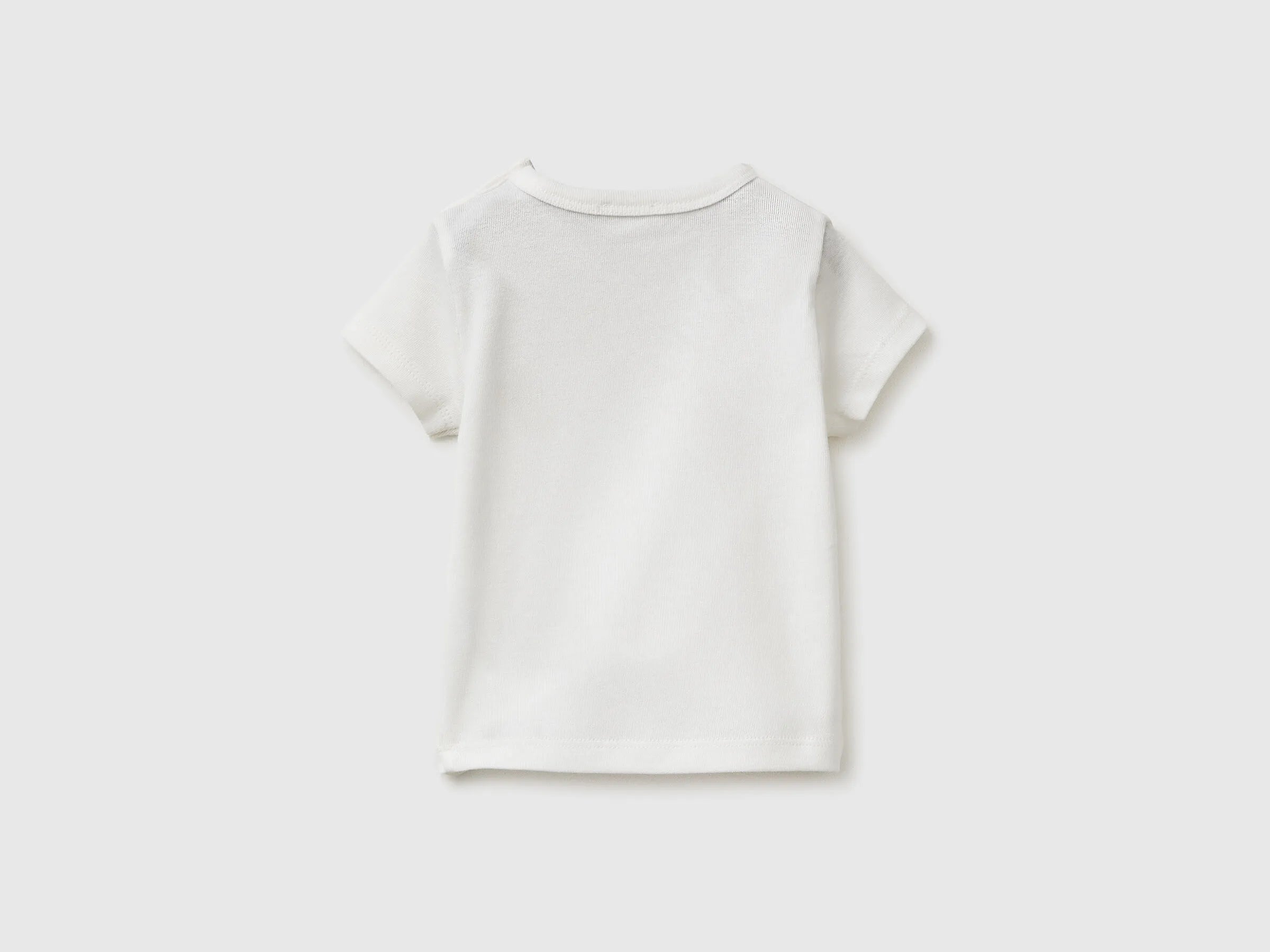 Benetton Creamy White New Born Logo Print T-Shirt in Organic Cotton SKU: 3I9WA1072_074 Image 02