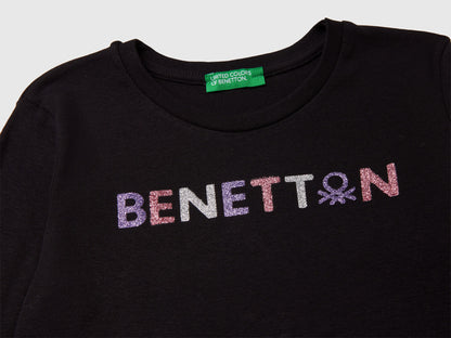 Benetton_Black_Long Sleeve T-Shirt with Glitter Print_3I9WC10JR_100_03
