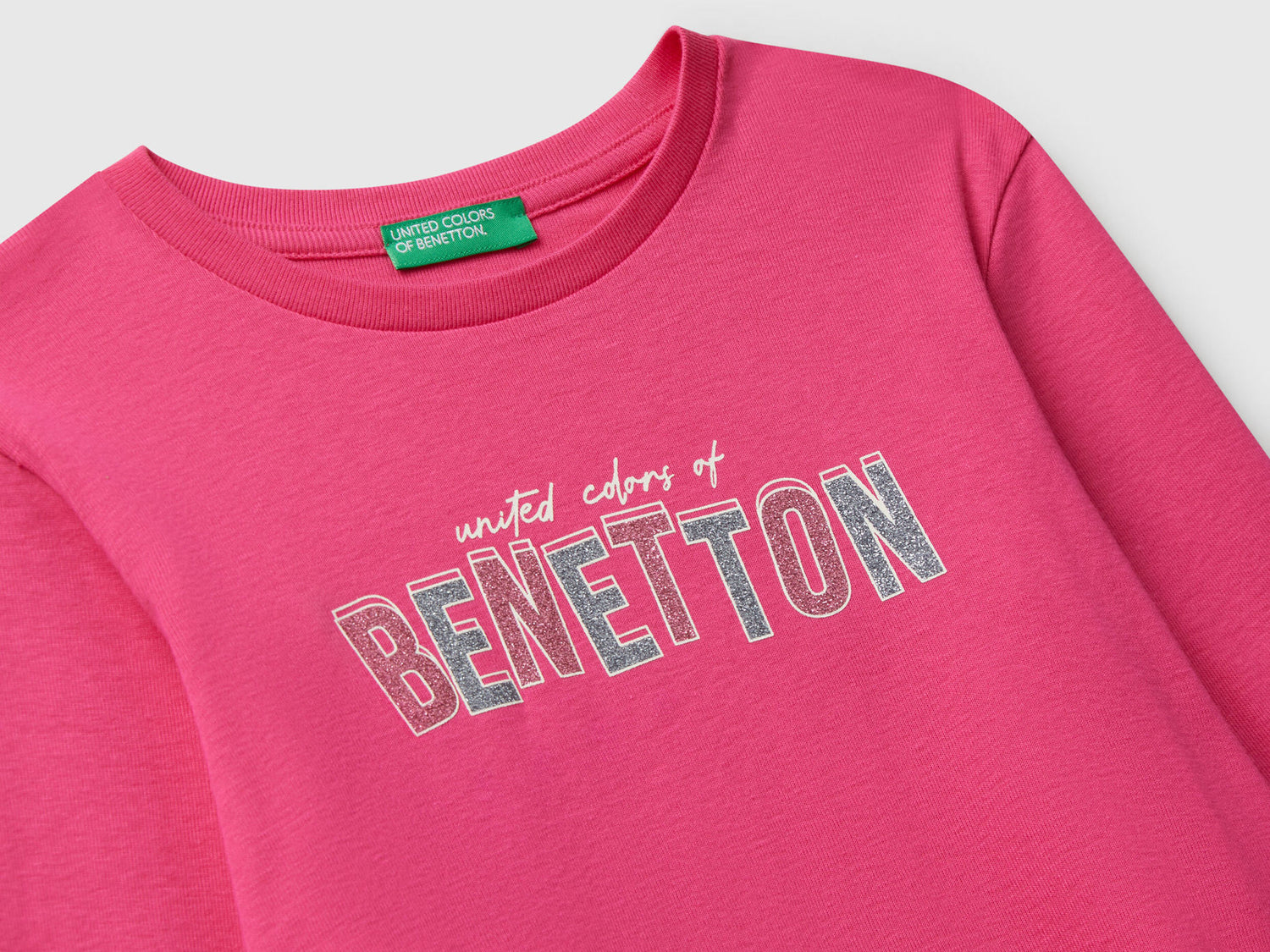 Benetton_Fuchsia_T-Shirt with Glitter Print_3I9WC10Q2_1A2_03