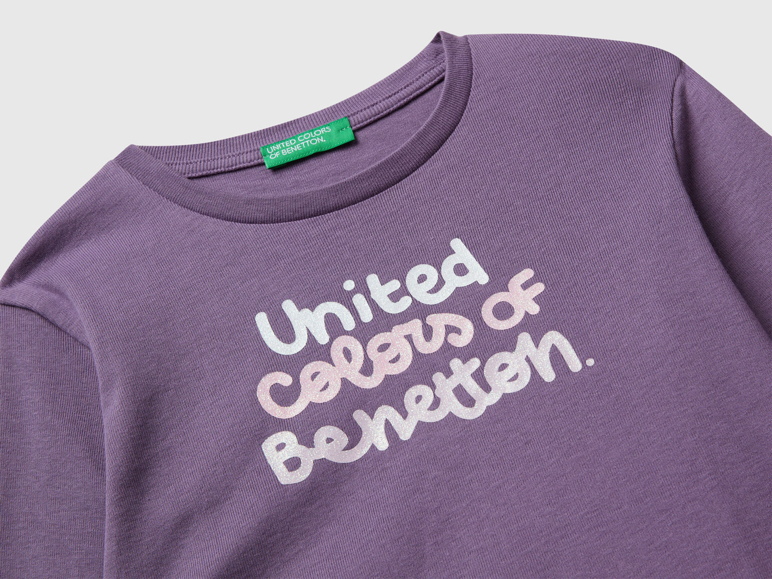 Benetton_Purple_T-Shirt with Glittery Logo in Cotton_3I9WG10JS_1V4_03
