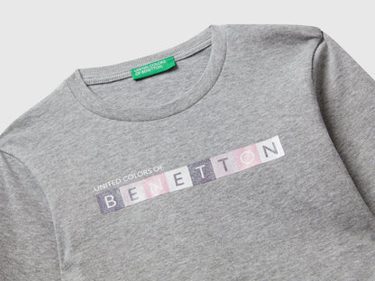 Benetton_Light Gray_T-Shirt with Glittery Logo in Cotton_3I9WG10JS_501_03