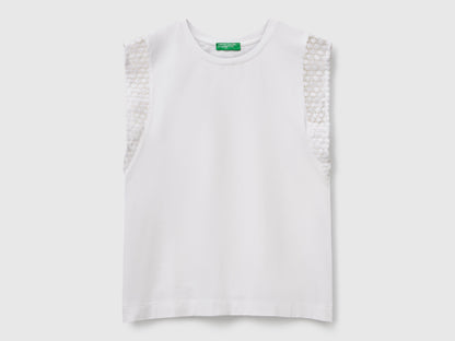 Benetton_Sleeveless Top with Macram�_3IFVD10AC_101_03