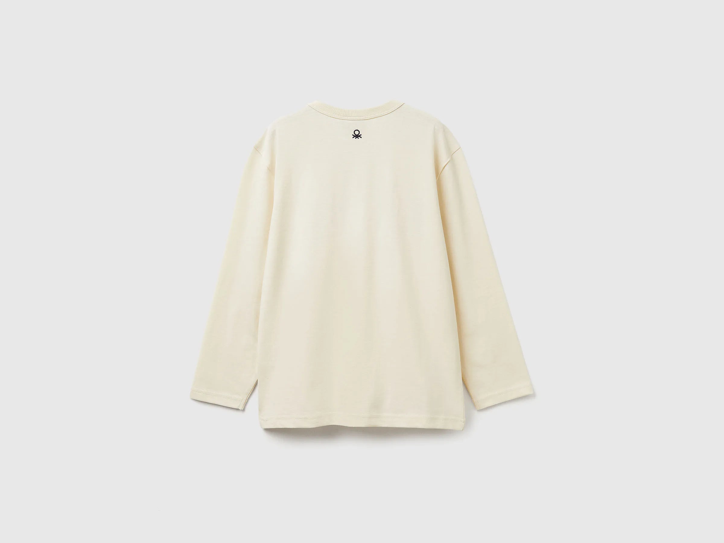 Benetton_Creamy White_Crew Neck Sweatshirt ©Harvard University_3IVWC10PW_3C9_02