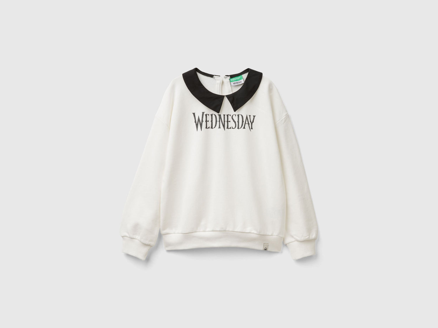 White Wednesday Addams Collared Sweatshirt_3J68C10MD_074_01