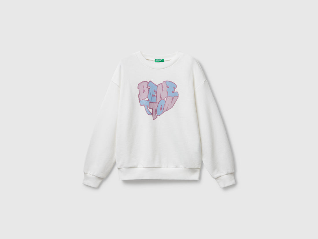 Benetton_Creamy White_Sweatshirt with Glittery Logo Print_3J68C10Q0_074_01
