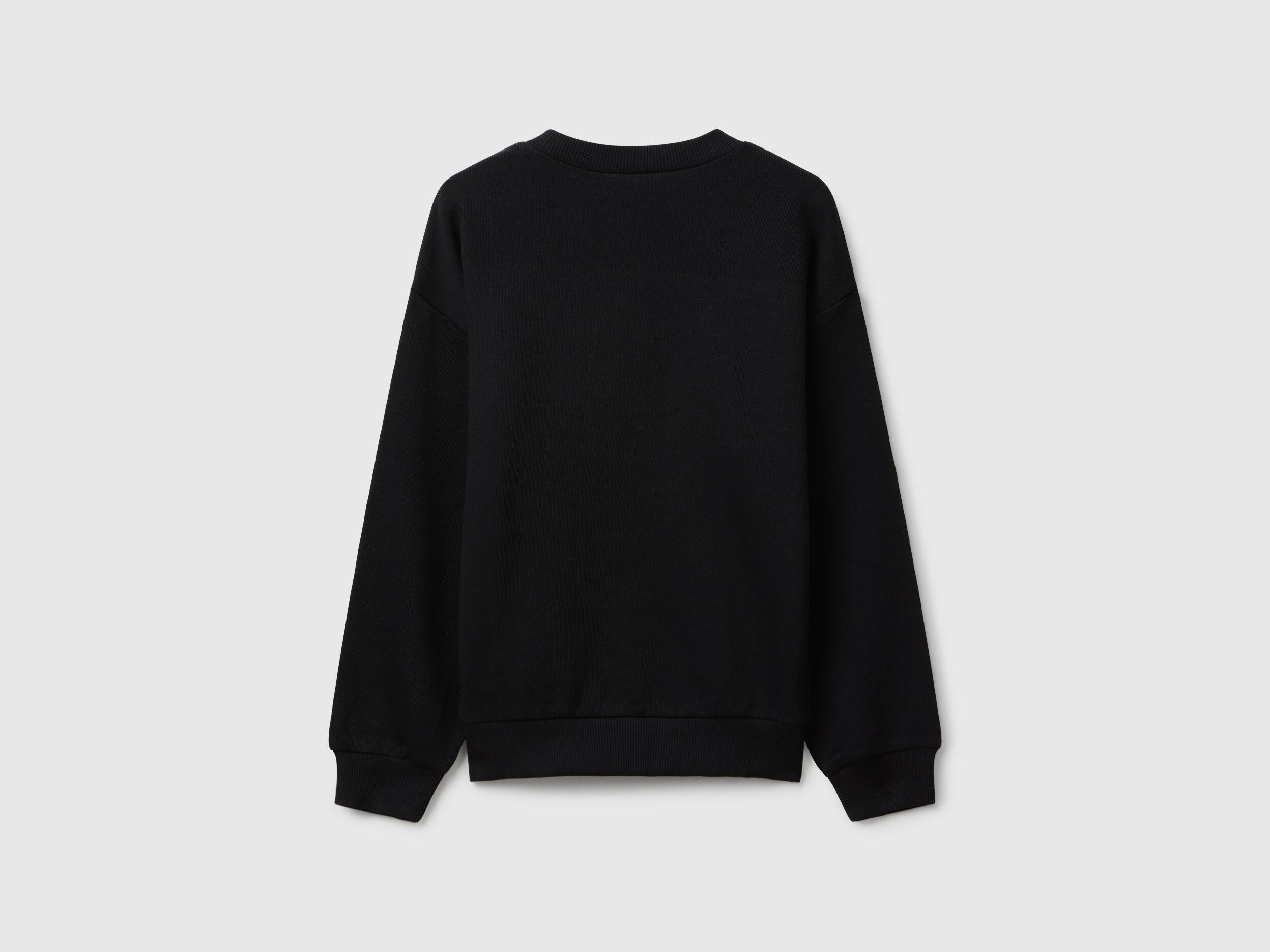 Benetton_Black_Sweatshirt with Glittery Logo Print_3J68C10Q0_100_02