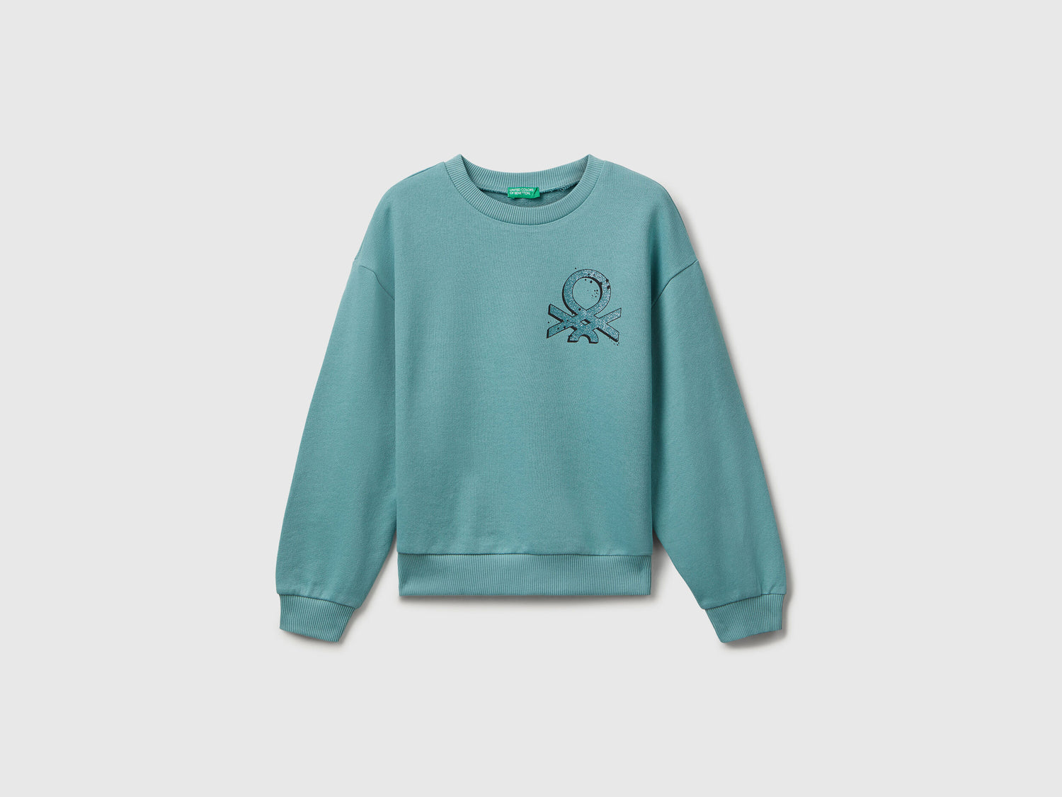 Benetton_Sky Blue_Sweatshirt with Glittery Logo Print_3J68C10Q0_33K_01