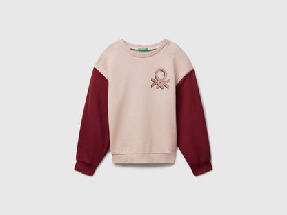 Benetton_Creamy White_Sweatshirt with Glittery Logo Print_3J68C10Q0_901_01